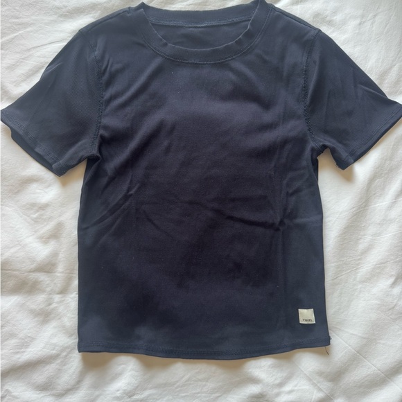 Vuori Pose Black Fitted T-Shirt - Size Small - Picture 2 of 2